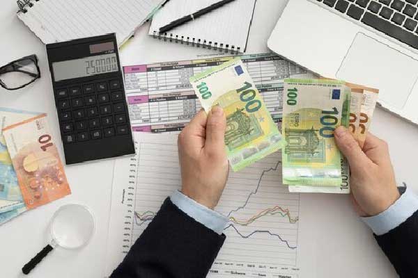 科技股发出警告：AI叙事开始动摇，风险正蔓延至“看不见”的角落